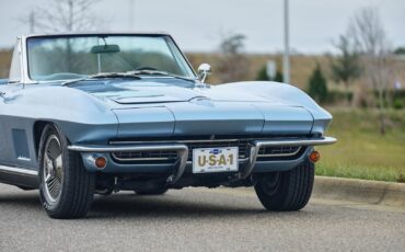 Chevrolet-Corvette-1967-2-Door-36
