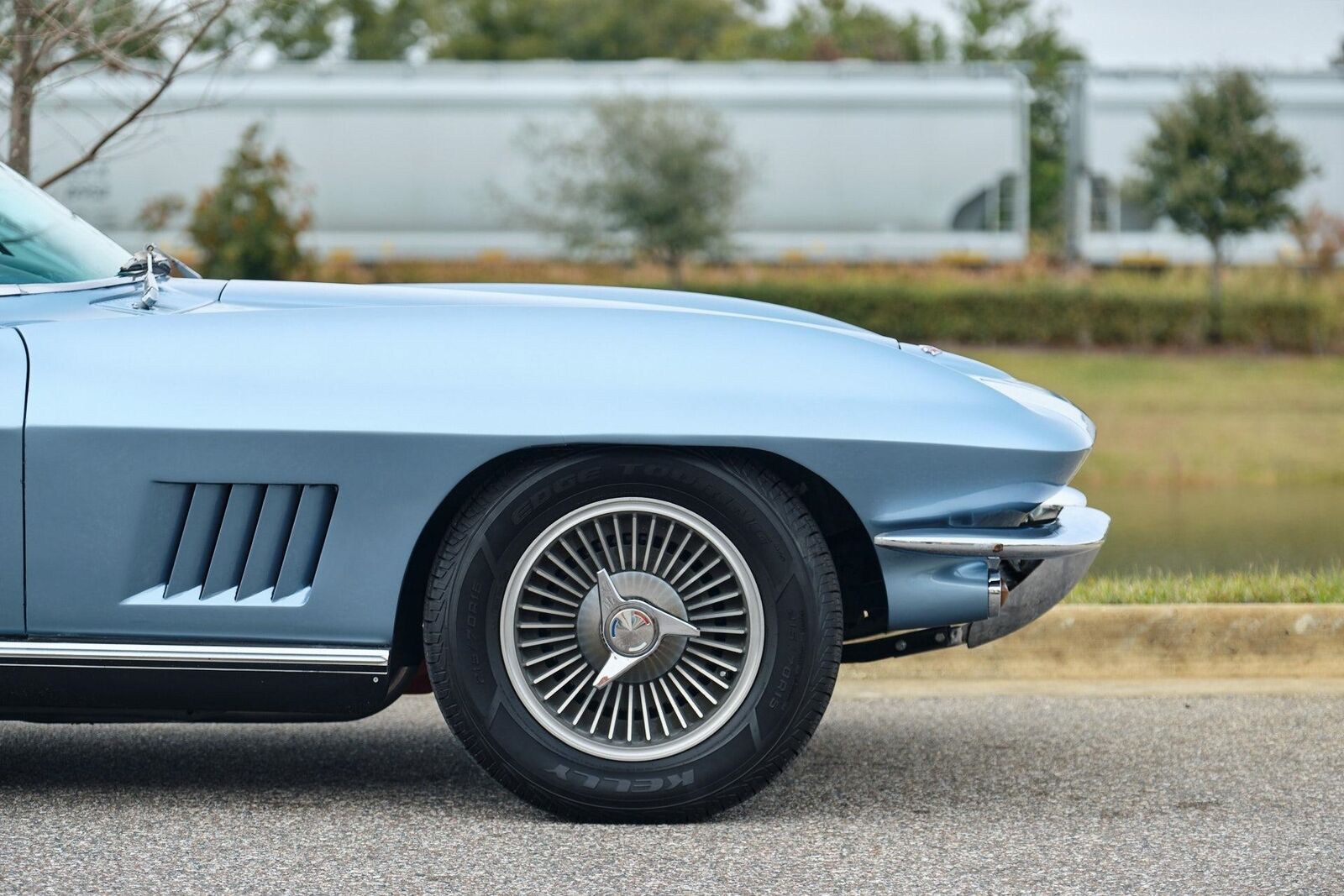 Chevrolet-Corvette-1967-2-Door-37