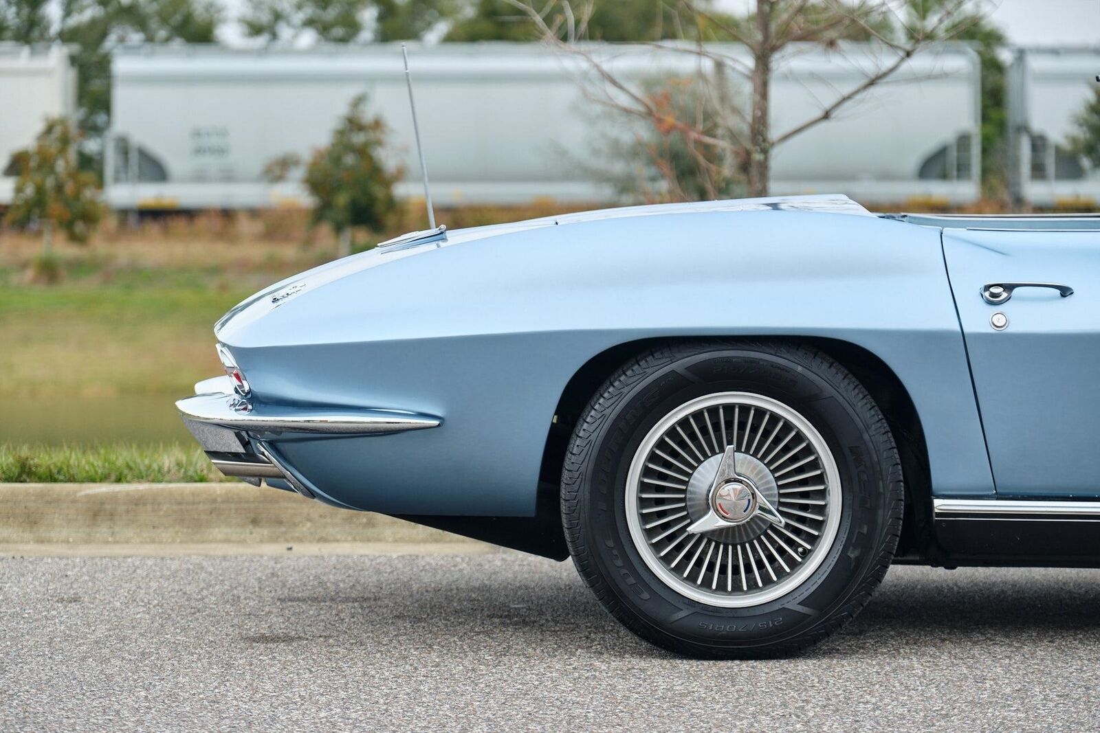 Chevrolet-Corvette-1967-2-Door-39
