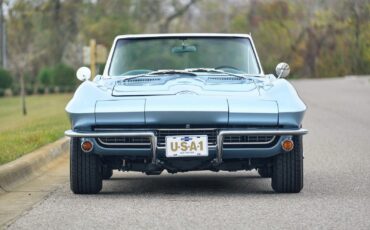 Chevrolet-Corvette-1967-2-Door-9