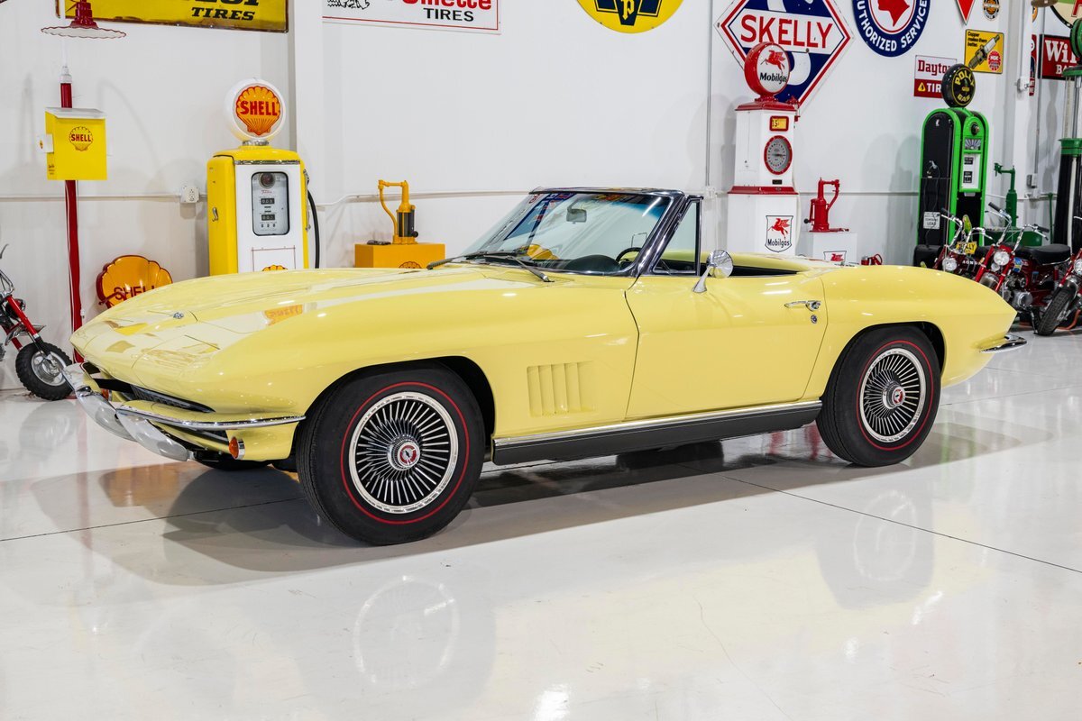 Chevrolet-Corvette-1967-21