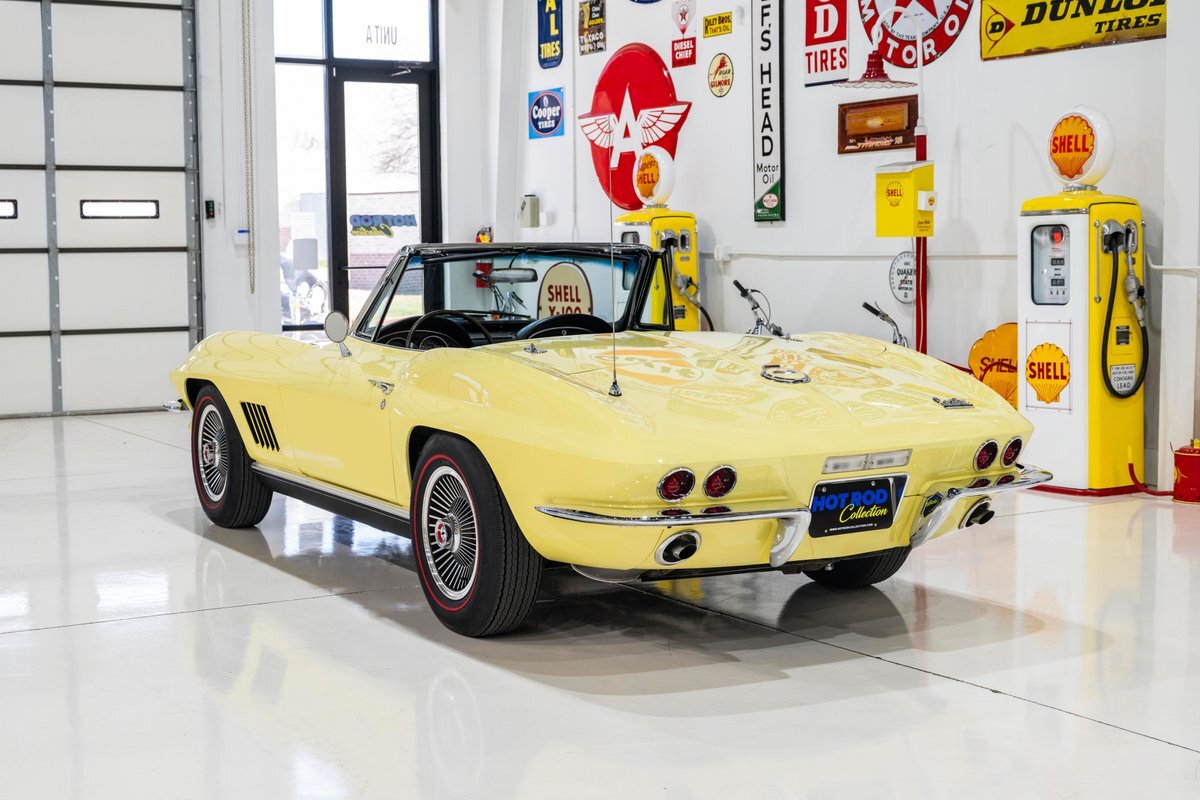 Chevrolet-Corvette-1967-25