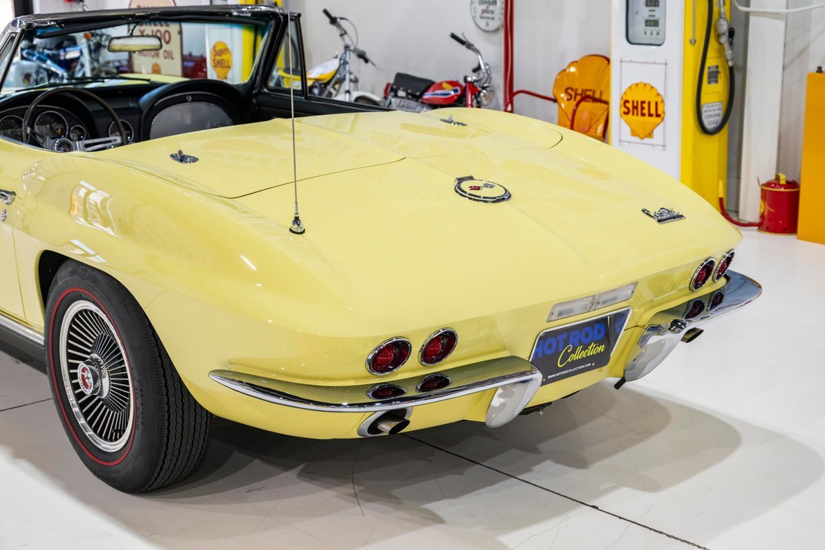 Chevrolet-Corvette-1967-32