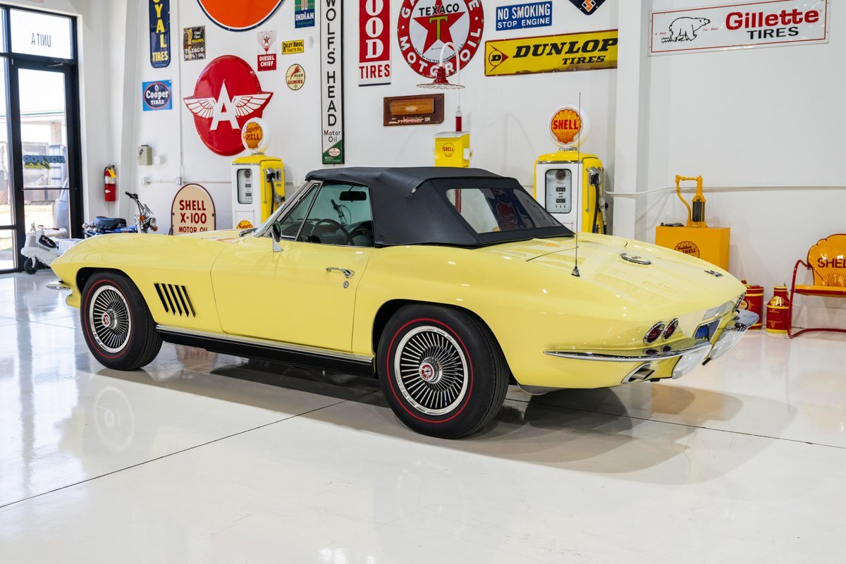 Chevrolet-Corvette-1967-6