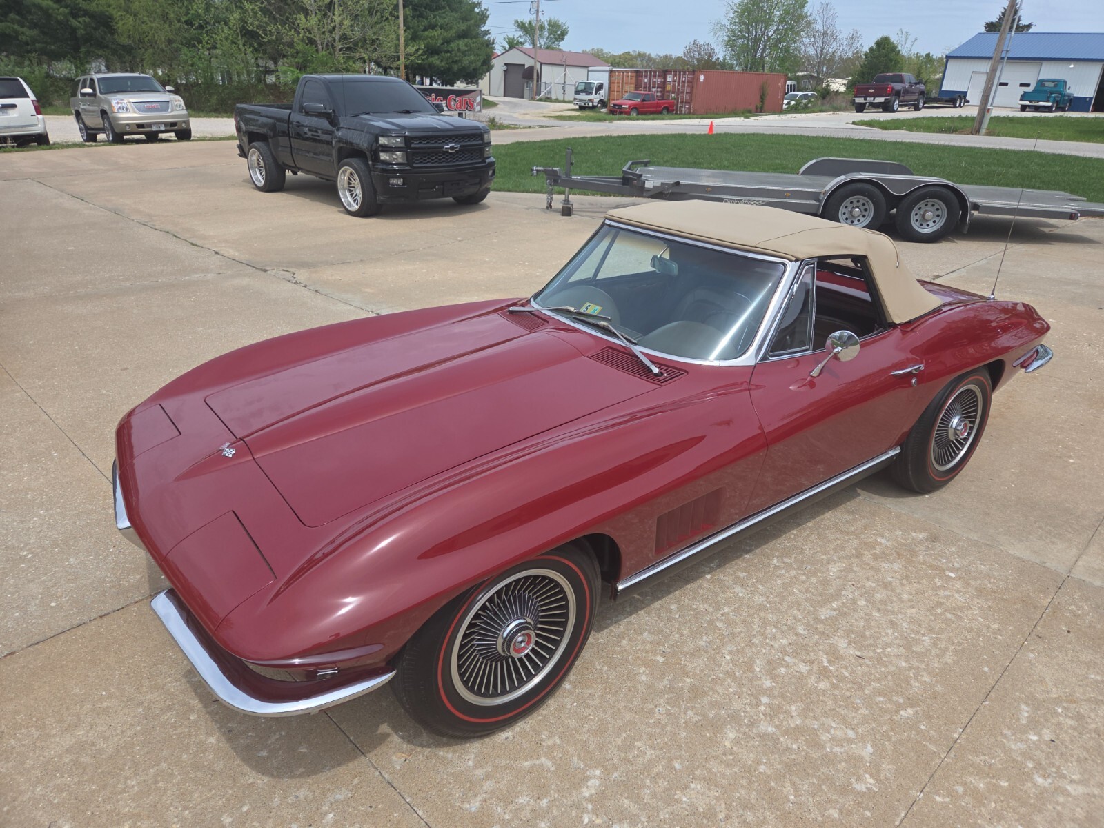 Chevrolet-Corvette-1967-Convertible-1
