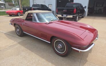 Chevrolet-Corvette-1967-Convertible-10