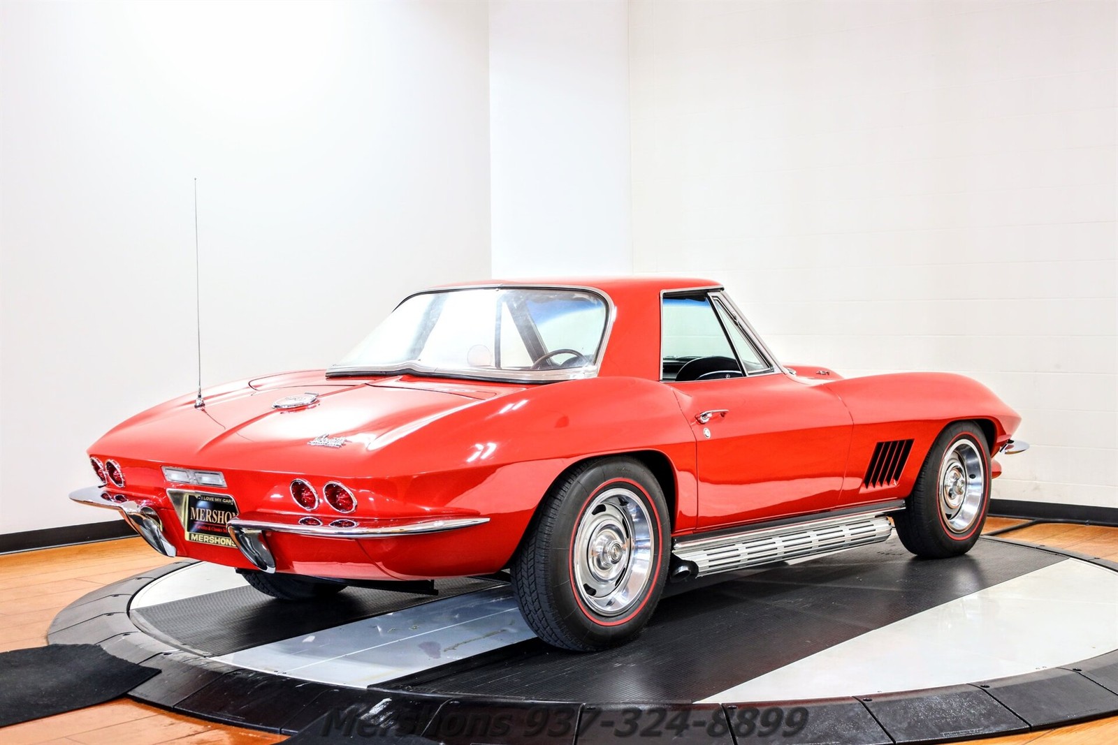 Chevrolet-Corvette-1967-Convertible-12
