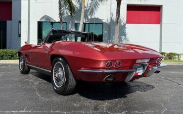 Chevrolet-Corvette-1967-Convertible-12