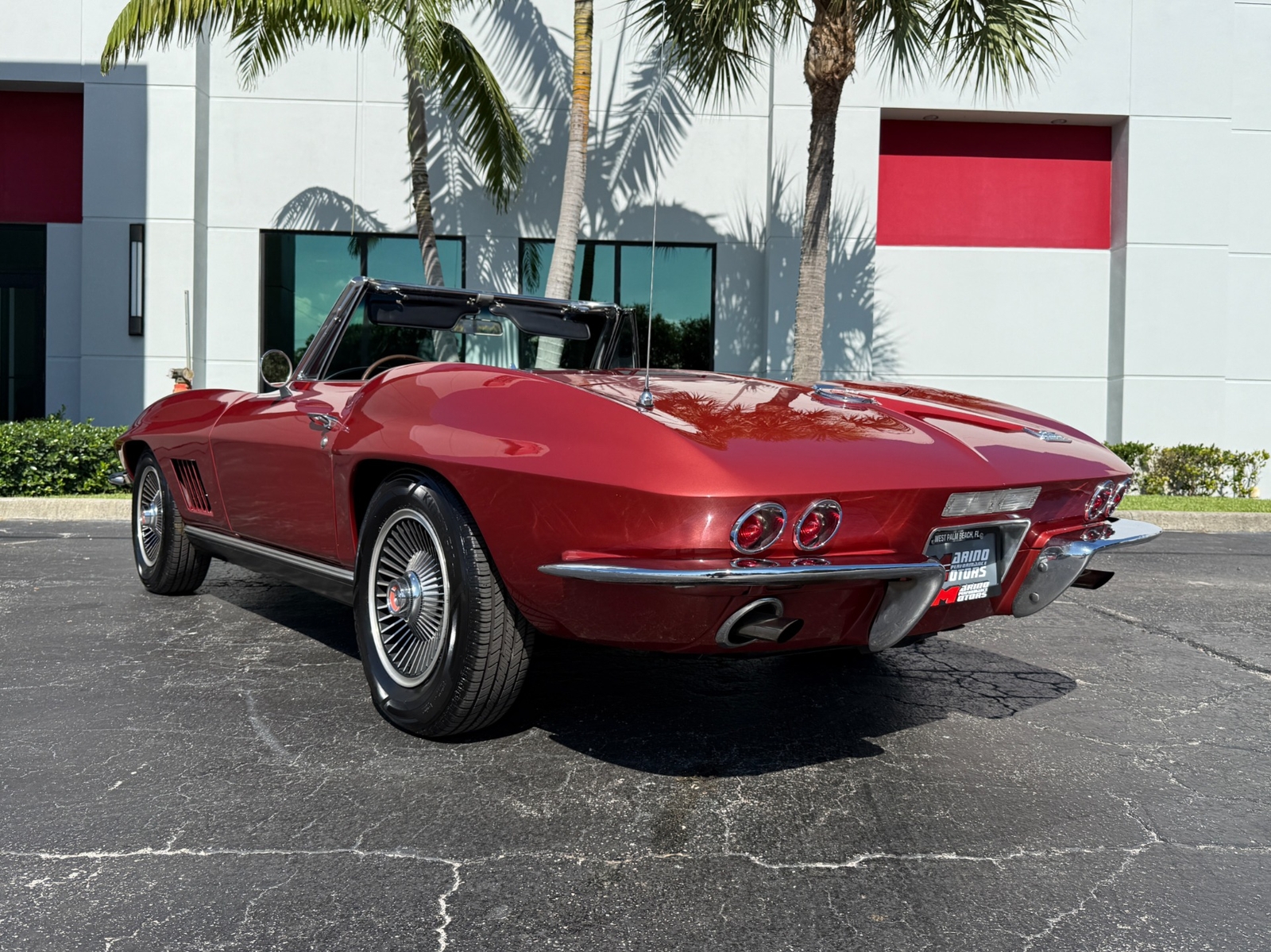 Chevrolet-Corvette-1967-Convertible-12