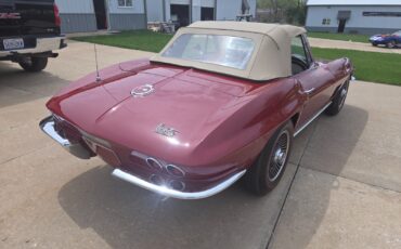 Chevrolet-Corvette-1967-Convertible-13