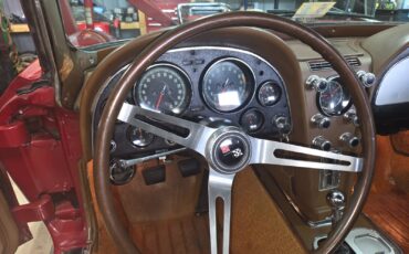 Chevrolet-Corvette-1967-Convertible-15