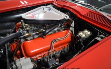 Chevrolet-Corvette-1967-Convertible-2