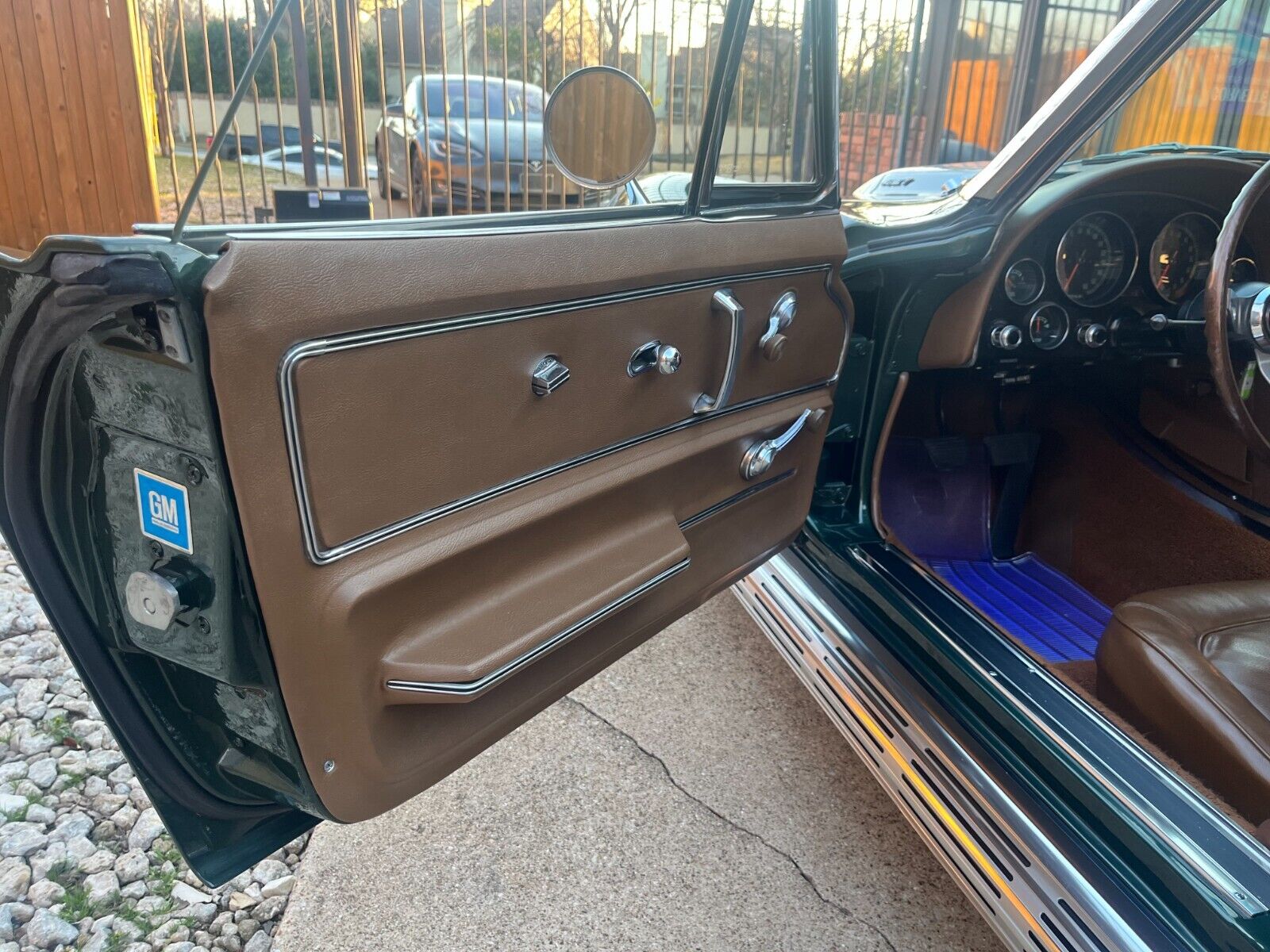 Chevrolet-Corvette-1967-Convertible-20