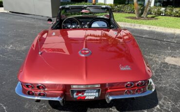 Chevrolet-Corvette-1967-Convertible-25