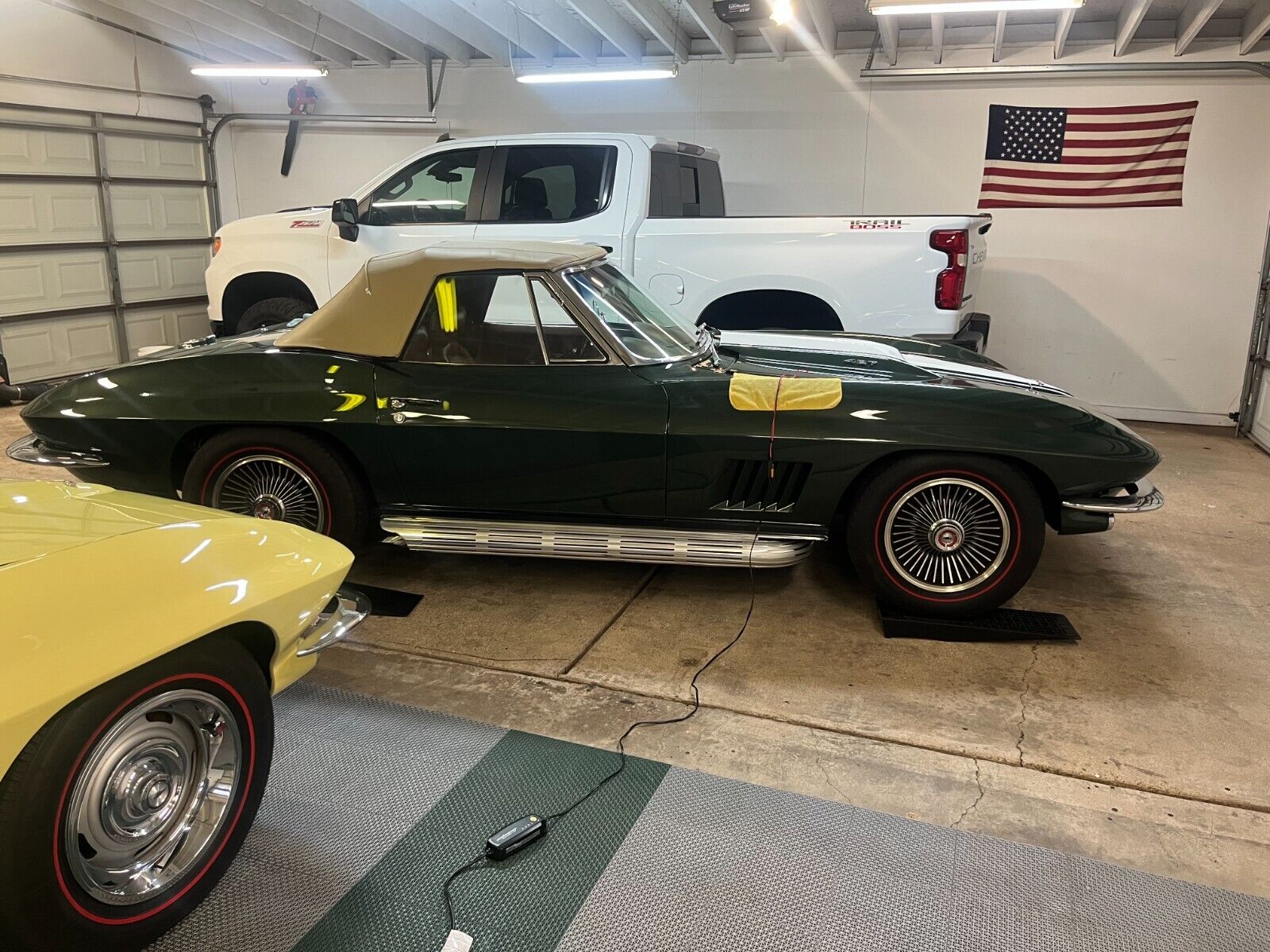 Chevrolet-Corvette-1967-Convertible-29
