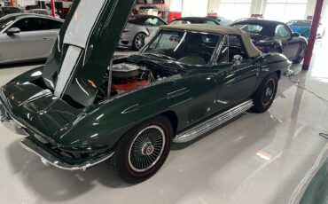 Chevrolet-Corvette-1967-Convertible-32