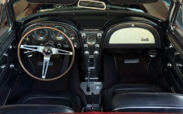Chevrolet-Corvette-1967-Convertible-32
