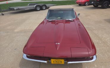 Chevrolet-Corvette-1967-Convertible-4
