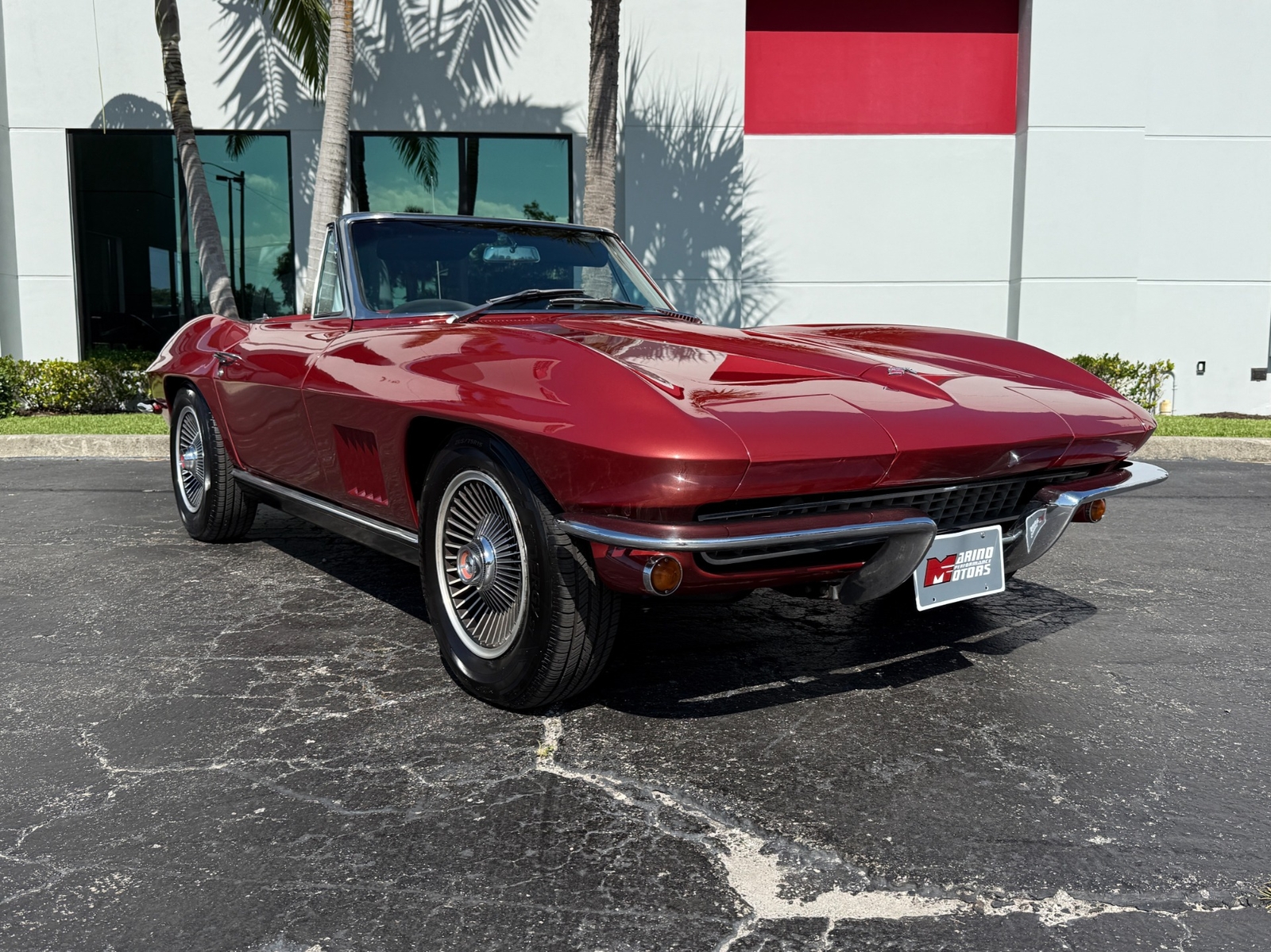 Chevrolet-Corvette-1967-Convertible-4