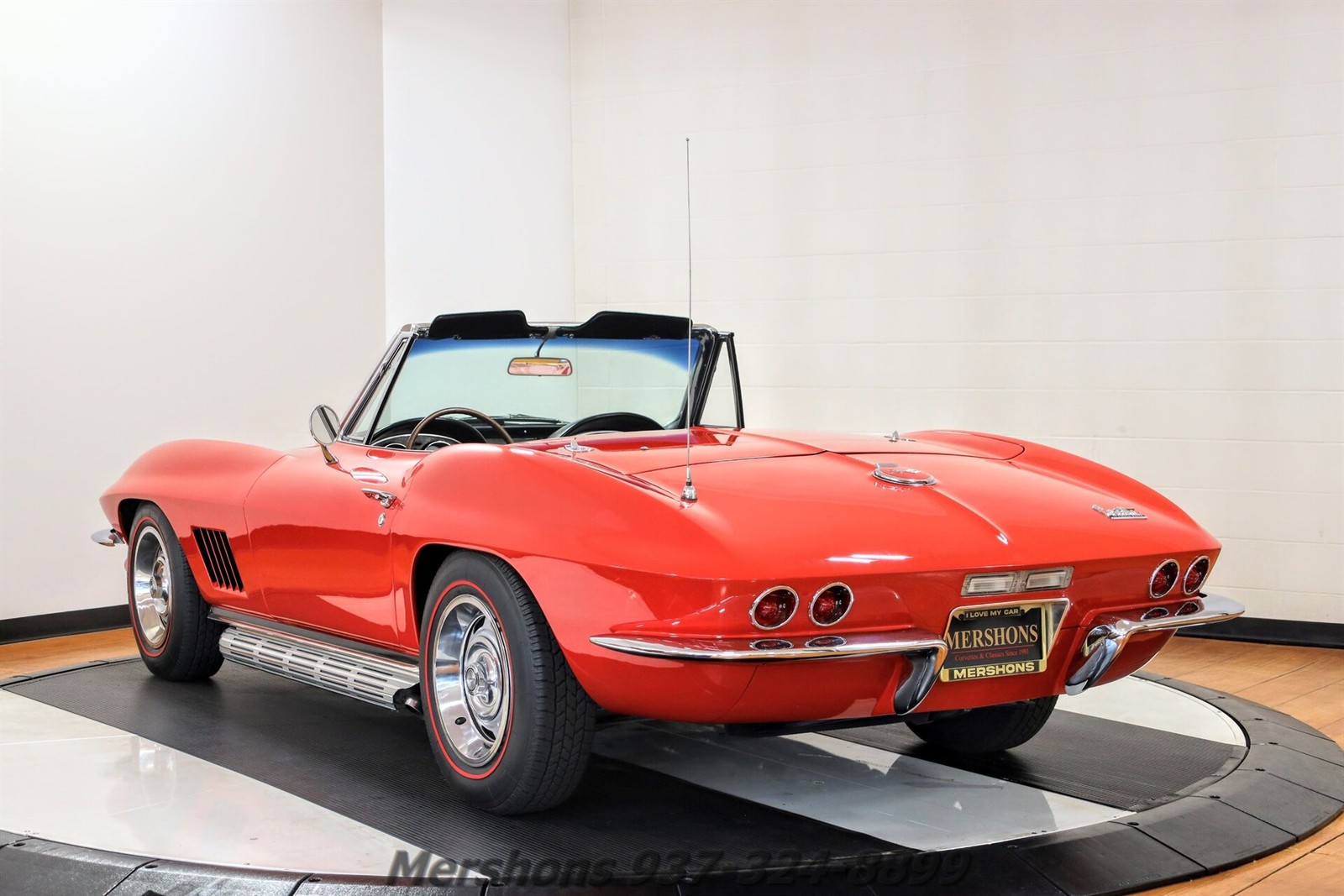 Chevrolet-Corvette-1967-Convertible-5
