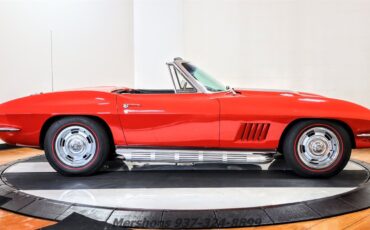 Chevrolet-Corvette-1967-Convertible-7