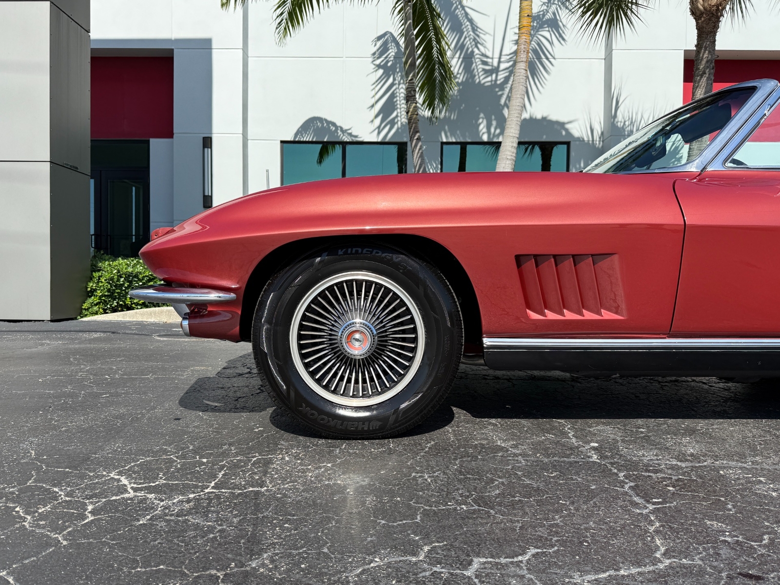 Chevrolet-Corvette-1967-Convertible-9