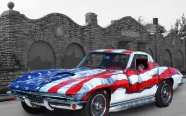Chevrolet-Corvette-1967-Coupe-1