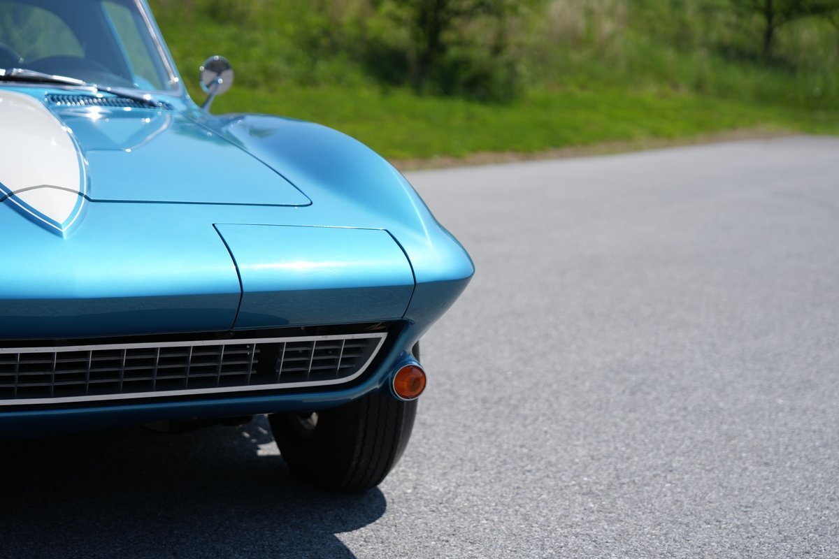 Chevrolet-Corvette-1967-Coupe-10