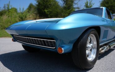Chevrolet-Corvette-1967-Coupe-12
