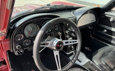 Chevrolet-Corvette-1967-Coupe-13