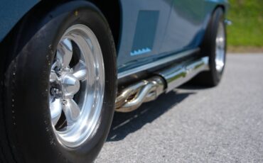 Chevrolet-Corvette-1967-Coupe-15