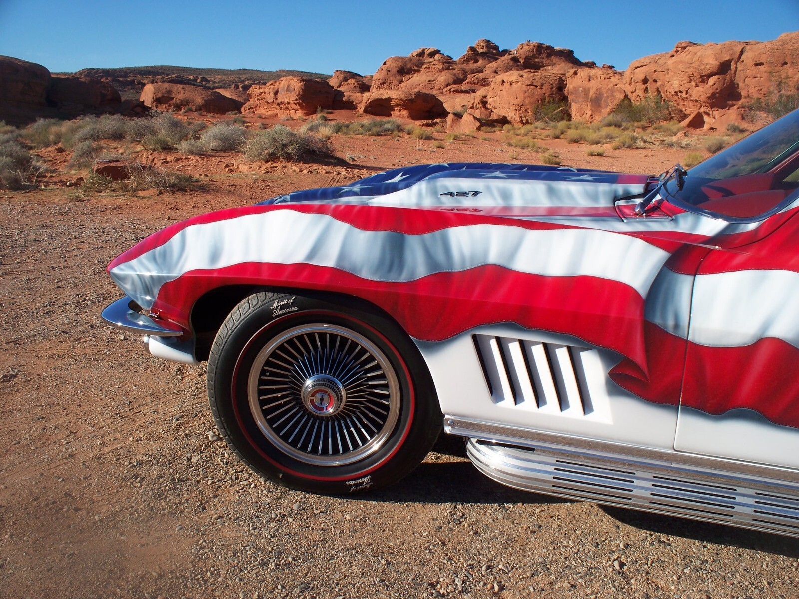 Chevrolet-Corvette-1967-Coupe-2