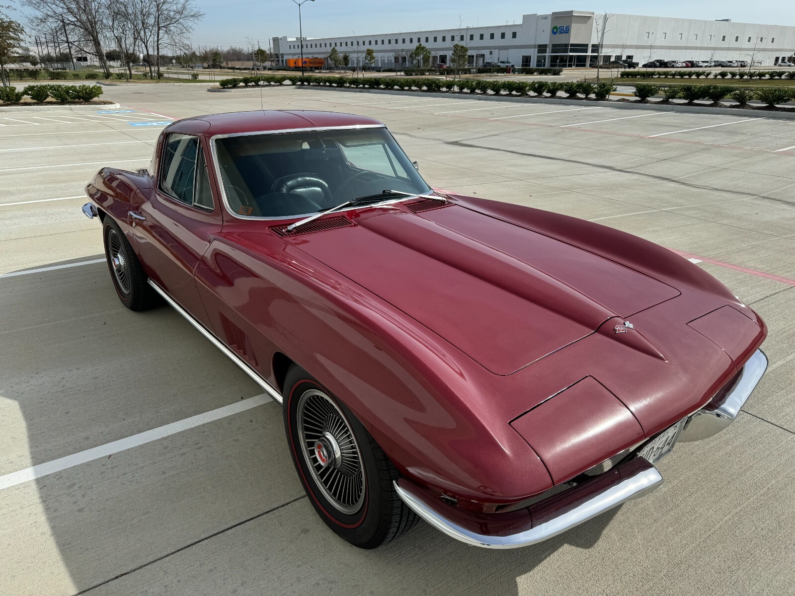 Chevrolet-Corvette-1967-Coupe-2
