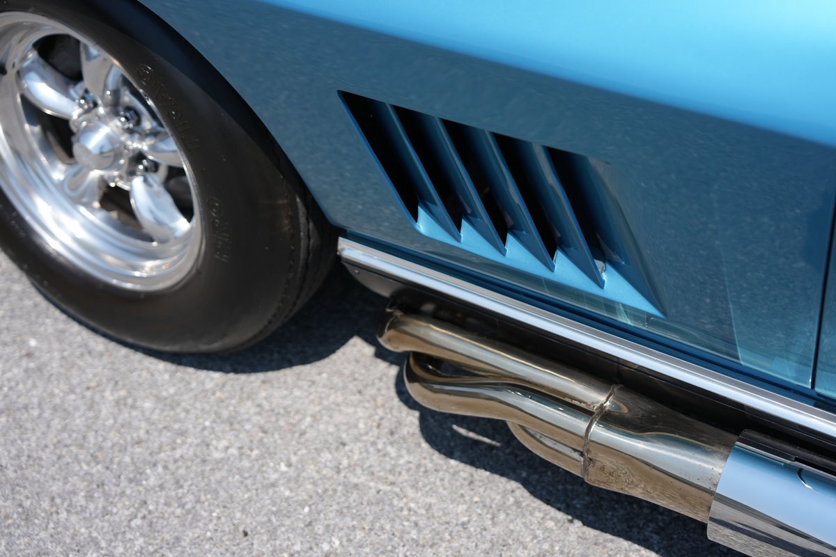 Chevrolet-Corvette-1967-Coupe-23