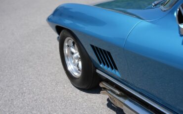 Chevrolet-Corvette-1967-Coupe-30