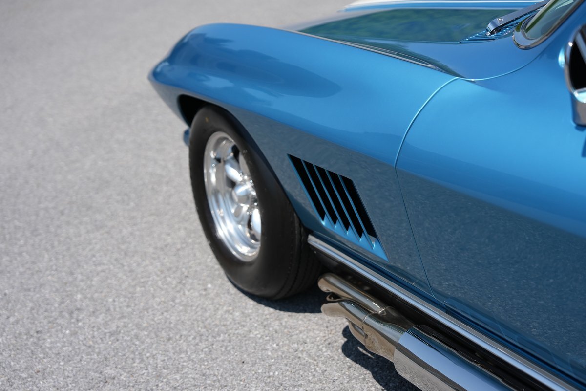 Chevrolet-Corvette-1967-Coupe-30