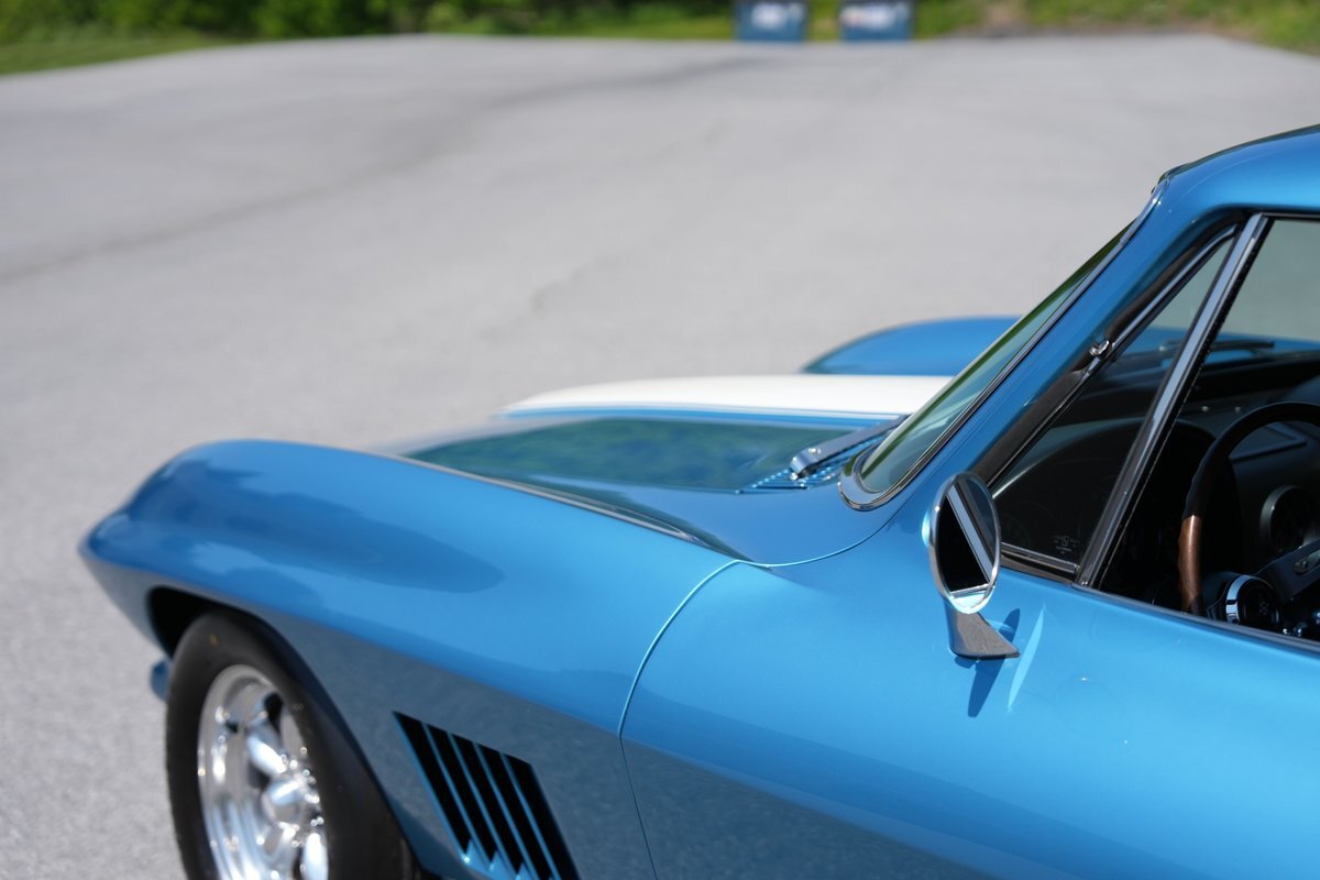 Chevrolet-Corvette-1967-Coupe-31