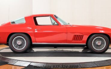 Chevrolet-Corvette-1967-Coupe-7