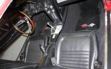 Chevrolet-Corvette-1967-custom-13
