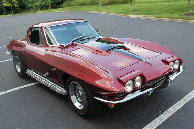 Chevrolet-Corvette-1967-custom-2