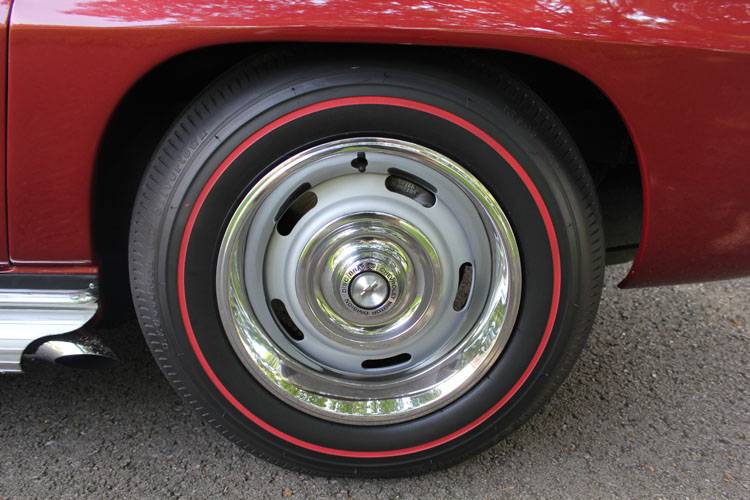 Chevrolet-Corvette-1967-custom-4
