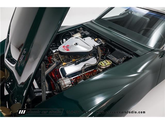 Chevrolet-Corvette-1968-Convertible-1