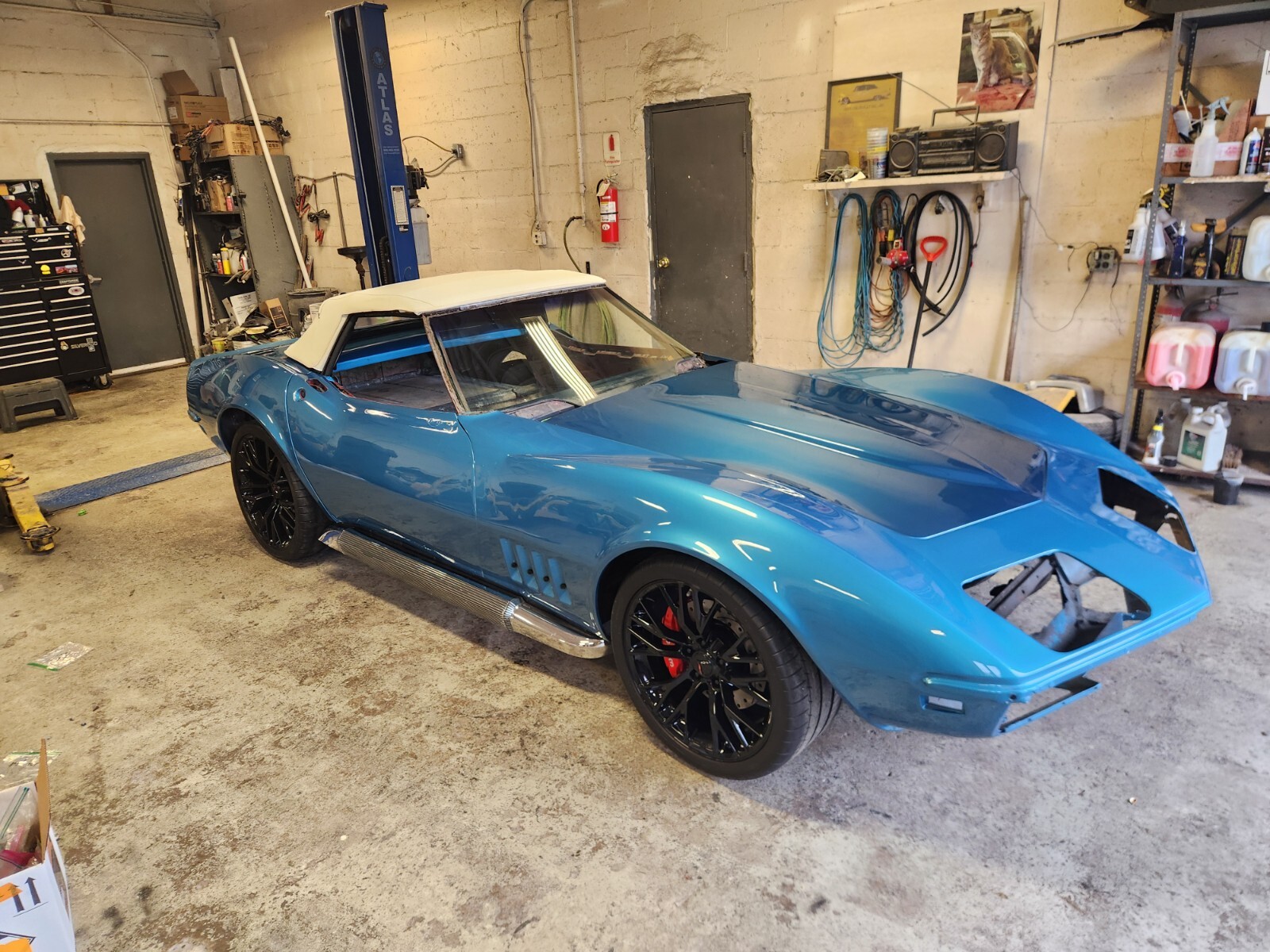 Chevrolet-Corvette-1968-Convertible-1