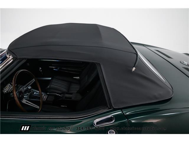 Chevrolet-Corvette-1968-Convertible-17