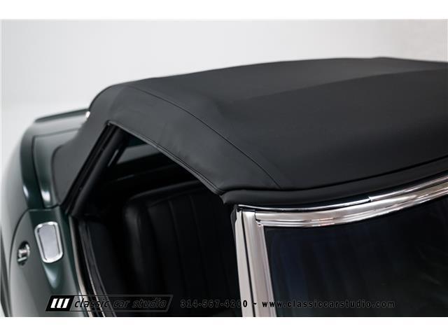 Chevrolet-Corvette-1968-Convertible-21