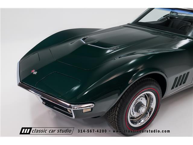 Chevrolet-Corvette-1968-Convertible-3