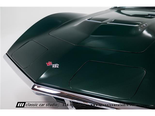Chevrolet-Corvette-1968-Convertible-4