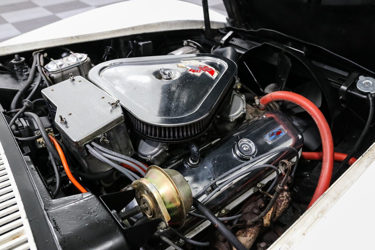 Chevrolet-Corvette-1968-Coupe-11