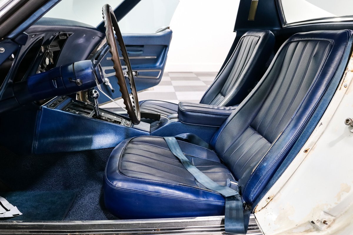 Chevrolet-Corvette-1968-Coupe-14