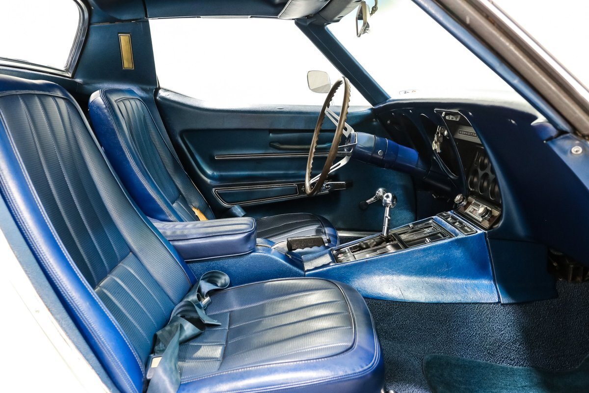 Chevrolet-Corvette-1968-Coupe-17